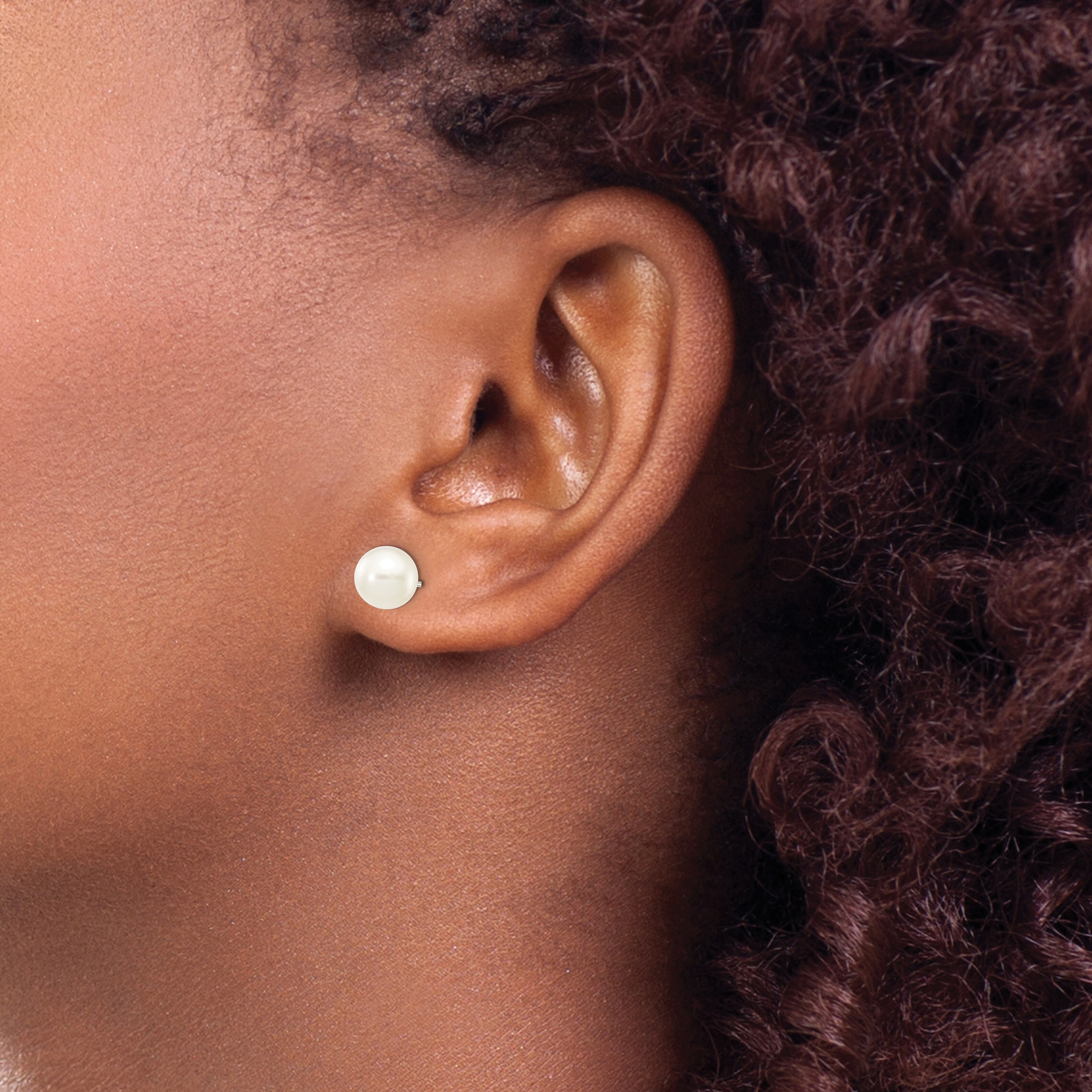 14k Gold 6-7mm White Round Freshwater Cultured Pearl Stud Post Earrings XW60PW detailed image 3