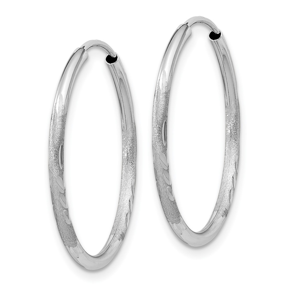 14k White Gold 1.5mm Diamond-cut Endless Hoop Earrings (XY1195)
