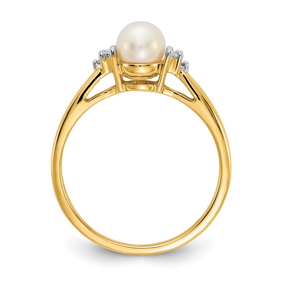 Gold Diamond and Pearl Ring