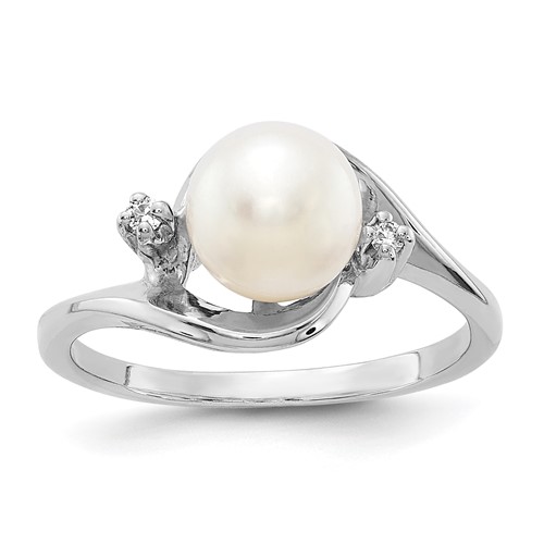 14K White Gold 7mm White Freshwater Cultured Pearl and AA Diamond Ring