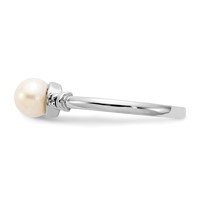 14K White Gold 5mm White Freshwater Cultured Pearl and AA Diamond Ring view 3