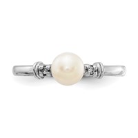 14K White Gold 5mm White Freshwater Cultured Pearl and AA Diamond Ring view 4