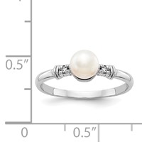 14K White Gold 5mm White Freshwater Cultured Pearl and AA Diamond Ring view 5