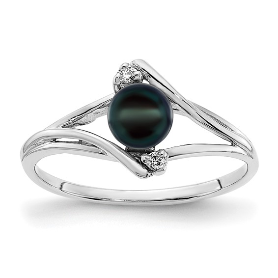 Gold Polished Freshwater Pearl and Diamond Rings