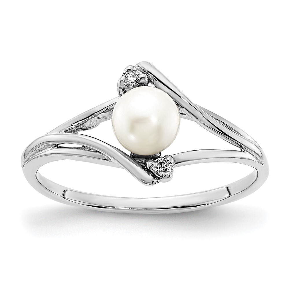 14K White Gold 5mm White Freshwater Cultured Pearl and AA Diamond Ring
