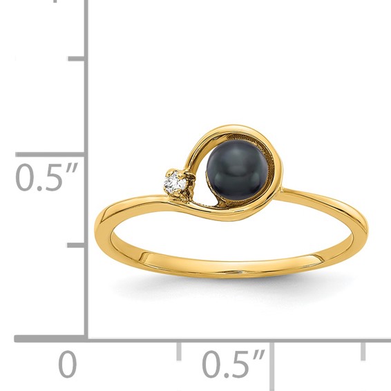 Gold Polished Freshwater Pearl and Diamond Rings