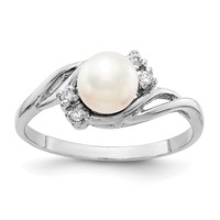 14K White Gold 6mm White Freshwater Cultured Pearl and 0.05 Carat VS Diamond Ring view 1