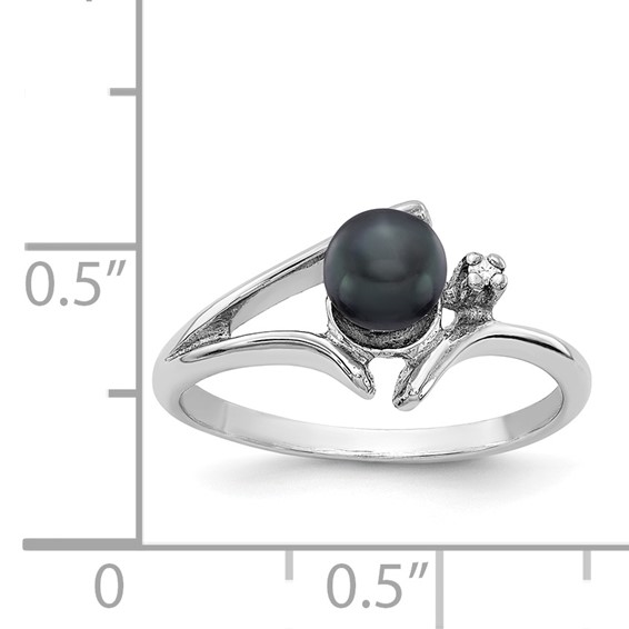 Gold Polished Freshwater Pearl and Diamond Rings