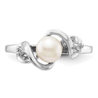 14K White Gold 5.5mm White Freshwater Cultured Pearl and AA Diamond Ring view 4