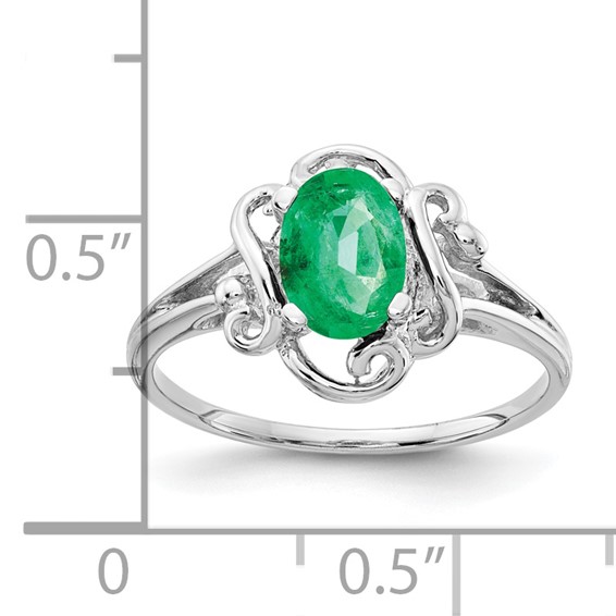 14k White Gold 7x5mm Oval Emerald ring
