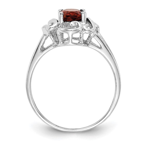 14k White Gold Garnet ring