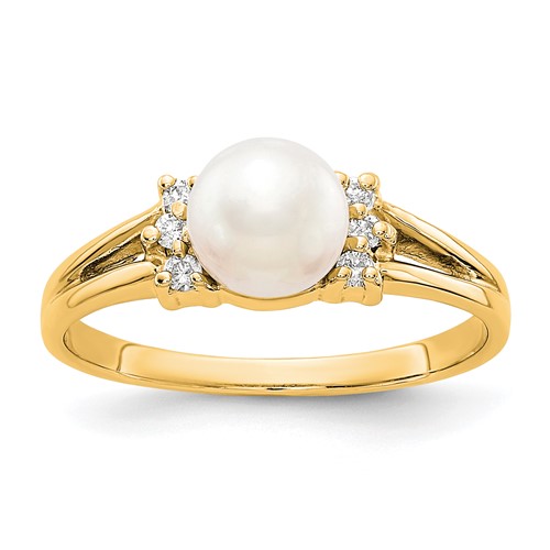 14K 6mm Yellow Gold White Freshwater Cultured Pearl and 1/15 Carat VS Diamond Ring