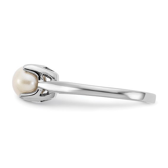 14k White Gold 6mm White Freshwater Cultured Pearl Ring