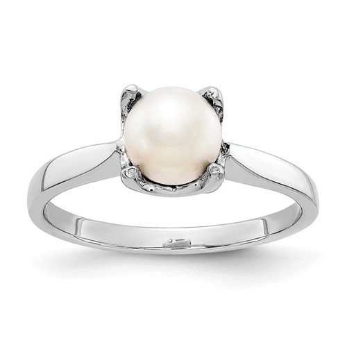 14K White Gold 6mm White Freshwater Cultured Pearl Ring