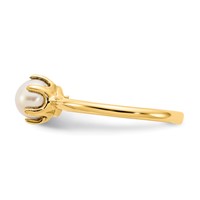 14K 5.5mm Yellow Gold White Freshwater Cultured Pearl Ring view 3