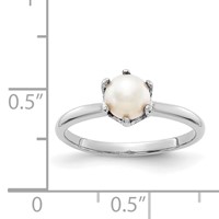 14K White Gold 5.5mm White Freshwater Cultured Pearl Ring view 2