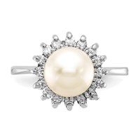 14K White Gold 7.5mm White Freshwater Cultured Pearl and 0.25 Carat a Diamond Halo Ring view 4