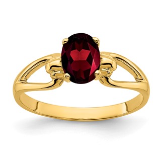 14k 7x5mm Oval Garnet ring