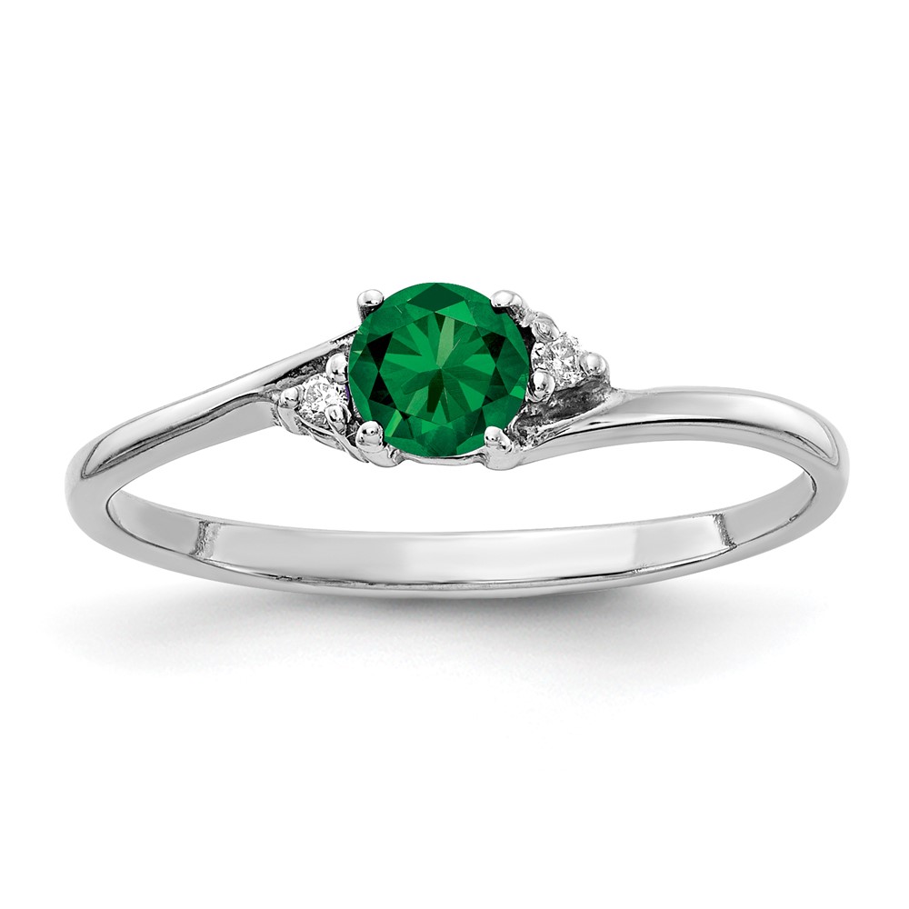 14K White Gold 4mm Round Mount St. Helens and AA Diamond Ring