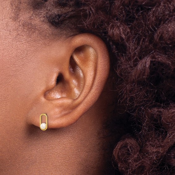 14K Freshwater Cultured Pearl in Oval Post Earrings